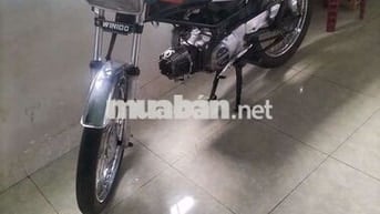 Win 100c màu đen