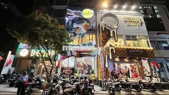 Ngang Lớn 9m - MT Phan Xích Long , Phú Nhuận - 4 Tầng - Giá 45 Triệu