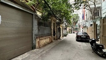 Cho thuê nhà phố Lê Văn Thiêm, Ngụy Như Kon Tum DT: 63m2, xây 4 tầng
