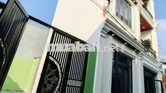 BÁN NHÀ 3 TẦNG SHR 104M2  LÊ VĂN KHƯƠNG HIỆP THÀNH Q12 – 6.2 TỶ HẺM 9M