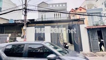 Nhà 1T, 1 lầu, MT đường Thạnh Lộc 29, gần Chợ cầu Đồng, Dt: 6mx13m,