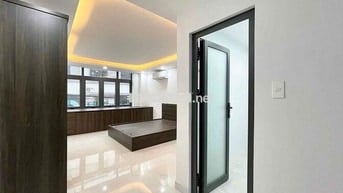 CHO THUÊ PHÒNG RỘNG FULL NỘI THẤT CỬA SỔ TRỜI SÁT NGAY DH VĂN LANG IUH