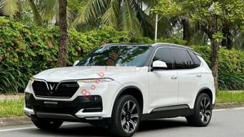 Xe VinFast Lux SA 2.0 Plus 2.0 AT 2020