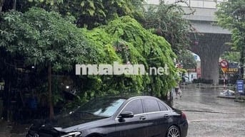 Mercedes Benz C Class 2017 C300 AMG - 95000 km