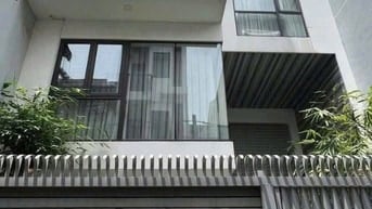 NHÀ ĐẸP SỔ VUÔNG VỨC ĐƯỜNG NGUYỄN NGỌC LỘC QUẬN 10 7TY350/88,8M2 - SHR