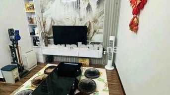 bán nhà tập thể phố Vĩnh Tuy gần trường đại học kinh công 120m 4 ngủ T