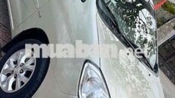 Toyota Innova 2006 G - 180000 km