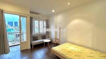 CĂN HỘ 1 PN BAN CÔNG FULL NỘI THẤT QUẬN 4 GẦN CẦU CALMETTE