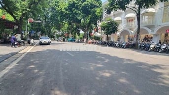 Mặt Phố Bà Triệu Hoàn Kiếm View Hồ Gươm 179 Ty 106m2