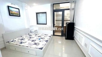 Căn 1PN bếp riêng thang máy full nội thất