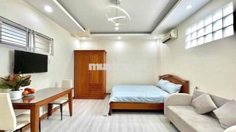 CHO THUÊ CHDV CAO CẤP NẰM NGAY MẶT TIỀN ĐƯỜNG NGUYỄN CỬU VÂN