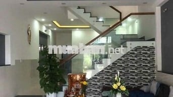 Cho thuê nhà mặt tiền Đông Hải gần bãi tắm Non Nước, khu FPT