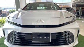 Toyota Camry 2025 2.5 HEV Mid