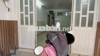Nhà Nguyễn Hữu Cảnh - 2 phút đến quận 1 - phù hợp gia đình 4 người/ SV