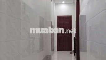 Phòng 14m2 có máy lạnh, WC riêng