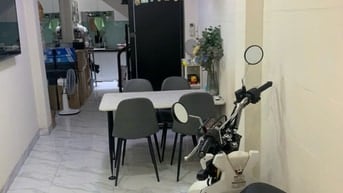 Cho thuê nhà Đ.Đ.T.Nghi hẻm 1.7m L.T.Riêng, P.Bến Thành, Q.1 giá 15tr
