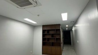 Cho thuê gấp Toà Văn Phòng mới tinh 320m Phương Mai quận Đống Đa
