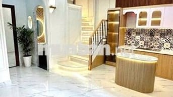 CHỈ NHỈNH 5TỶ CÓ HẺM XE HƠI, 2TẦNG MỚI NGAY TÂN THÀNH