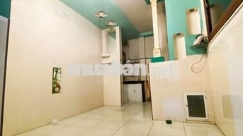 CHÍNH CHỦ BÁN NHÀ NHỎ XINH – VỊ TRÍ TRUNG TÂM HCM, GẦN METRO SỐ 2