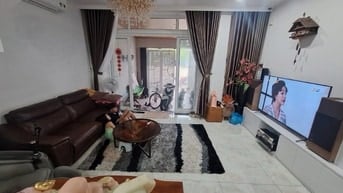 Nhà đẹp giá tốt - Lê Quang Định, Bình Thạnh - vị trí vàng, Giá 1,75 Tỷ