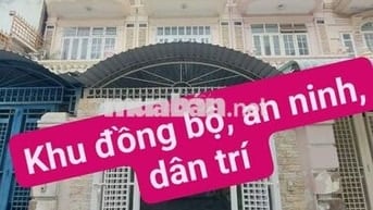 NHÀ 3 TẦNG - KẾ BÊN NHÀ THI ĐẤU ĐA NĂNG - BÌNH THUẬN - QUẬN 7 - 68M2