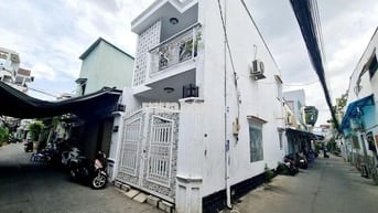 Bán Nhà Góc 2 Mặt Tiền Hẻm ô tô Nguyễn Biểu, Phường 1- Quận 5.