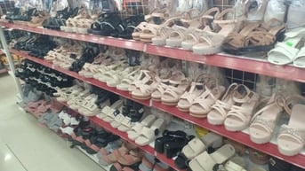 🌈Cửa hàng thời trang cần 3 Nhân viên bán hàng làm tại TPHCM 