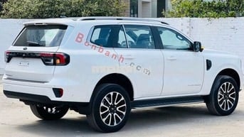 Ford ra mắt phiên bản Platinum