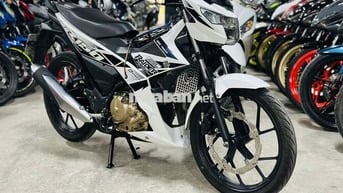XE MÁYTHANH TÙNG_RAIDER 150 FI TRẮNG BAO ZIN CHẤT