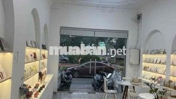 Cho thuê nhà HXH CMT8 Q10, 4x16m, Trệt 2 lầu, giá thuê 42 triệu