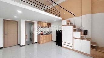 Cho thuê Duplex ban công full nội thất gần Xa lộ Hà Nội, SPKT, Metro