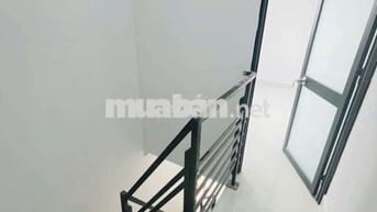 Chủ cần bán nhà sổ chung đất full thổ cư