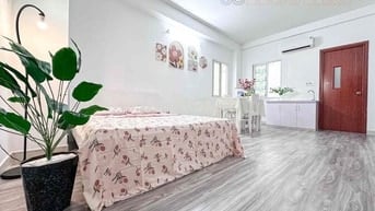 Căn hộ full nội thất ngay giáp Trường Chinh