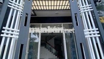 BÁN GẤP NHÀ RIÊNG 3PN, 3WCtẠI THỚI AN, Q12, HẺM XE HƠI, 5,1 tỷ, 55m2