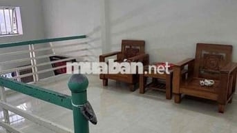 Bán nhà 2 tầng - Lê Vĩnh Huy- kiệt trước nhà 2,5m- gần đường chính 30m