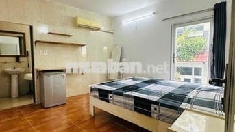 Phòng trống dọn vào liền dc bếp wc máy lạnh nt căn bản giờ tự do