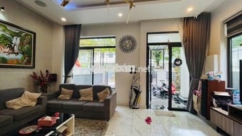 Cho thuê nhà hẻm siêu víp hẻm 282 Nguyễn Trọng Tuyển, P10, Phú Nhuận