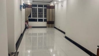 Cho thuê căn hộ cao cấp Giai Việt 12tr 3pn.2wc có máy lạnh