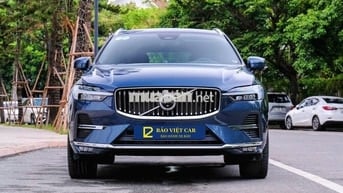 Volvo XC60 2025 Ultimate Bright B6 AWD - 4000 km