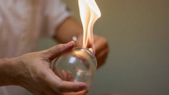 DỊCH VỤ CẠO GIÓ GIÁC HƠI TẠI NHÀ 