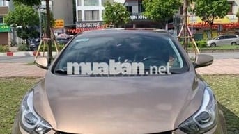 Hyundai Elantra 2014 1.8 AT - 979999 km