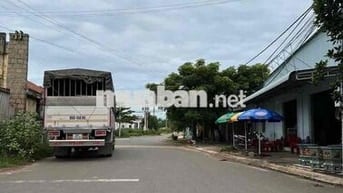 Cần Tiền lên đời xe bán gấp miếng đất thổ cư phú long