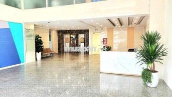 Cho thuê VP Đinh Bộ Lĩnh 230 gần ngay Ngã 4 Hàng Xanh chuẩn hạng B