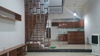 Bán nhà đường Đông Thạnh 2 . Đường 7,5m lề 10m. Cách Lê Đại Hành 50m .