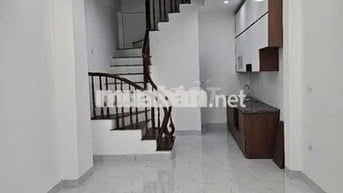 cho thuê nhà mới nguyên căn 4 tầng ở La phù. 7,5tr/tháng