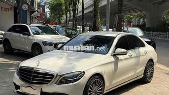 Mercedes C200 2019 - 3,6v miles lên nhiều trang bi