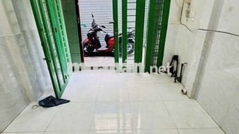 Nhà Nhỏ 2 PN gần Chợ Hạnh Thông Tây