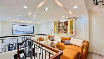  về quê  bán gấp nhà P24 Quận Bình Thạnh giá 3tyX,48m2 shr lh ngay 