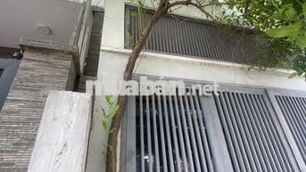 Sân Vườn - 2PN Lớn - Đường Cách Mạng Tháng Tám