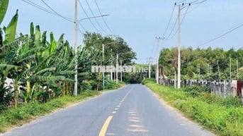 Kẹt tiền cần bán gấp lô đất đường Long Tân - Láng Dài